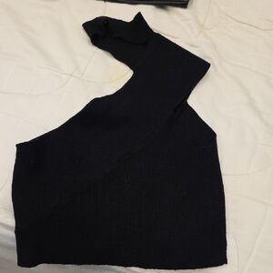 SHEIN Black One-Shoulder Crop Top